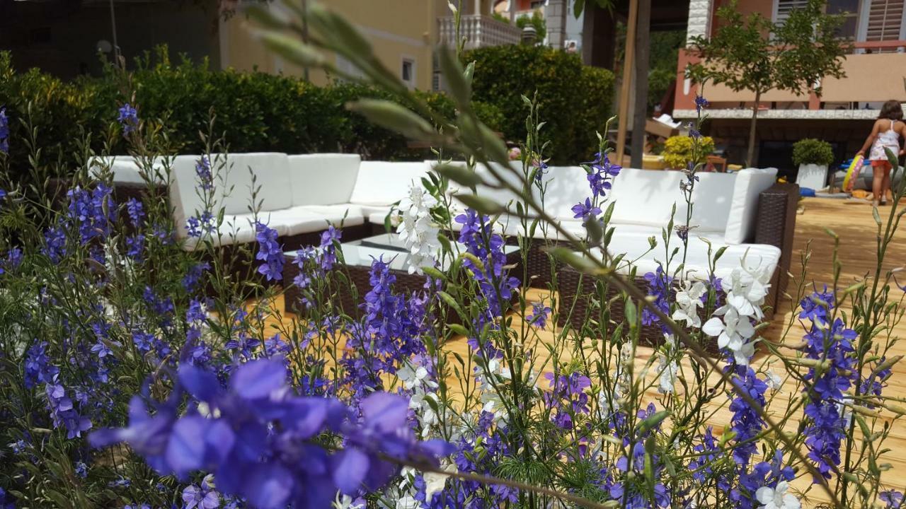 Apartment Peky Rab Town Buitenkant foto